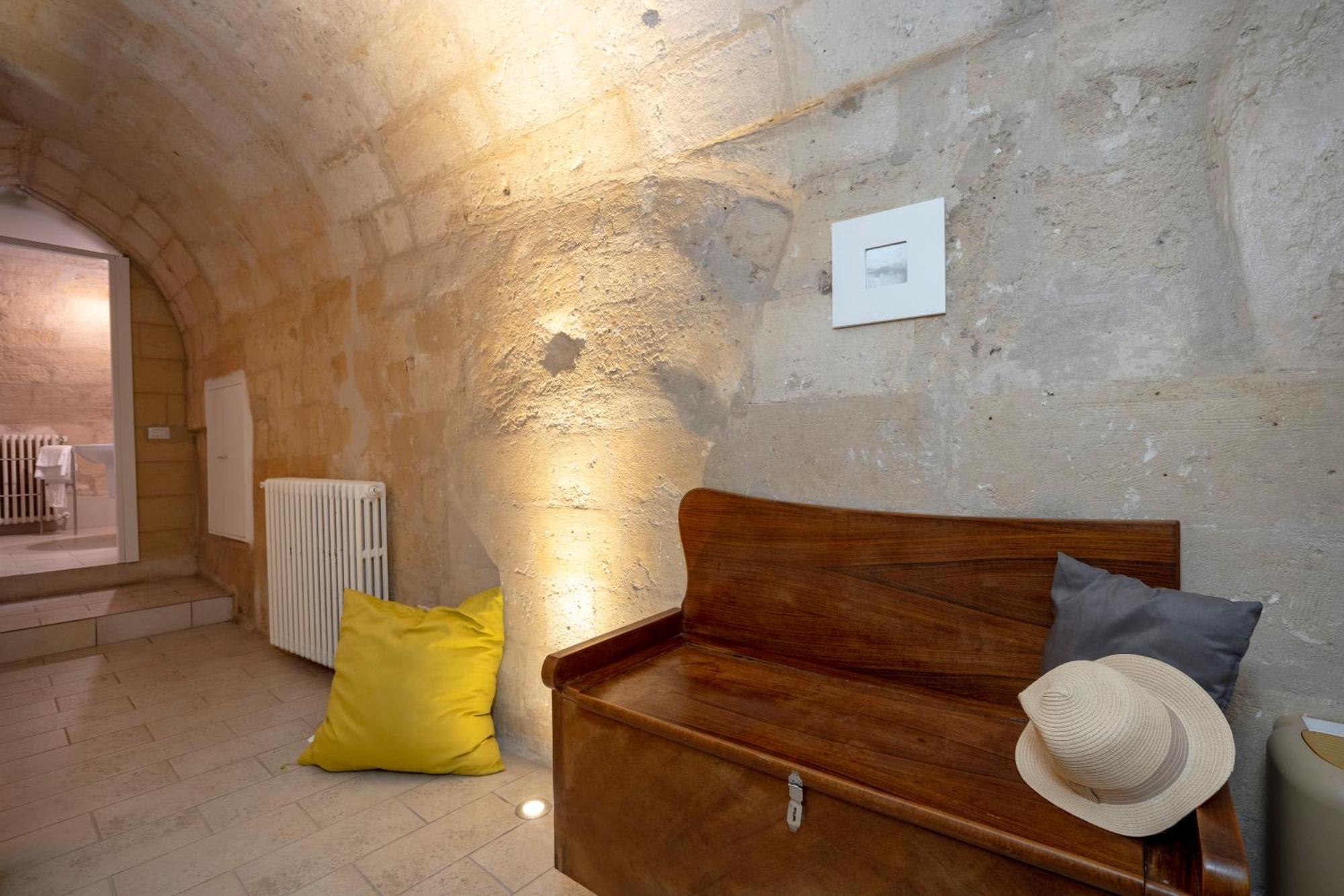 La Grotta Di Lulu Apartment Matera Bagian luar foto