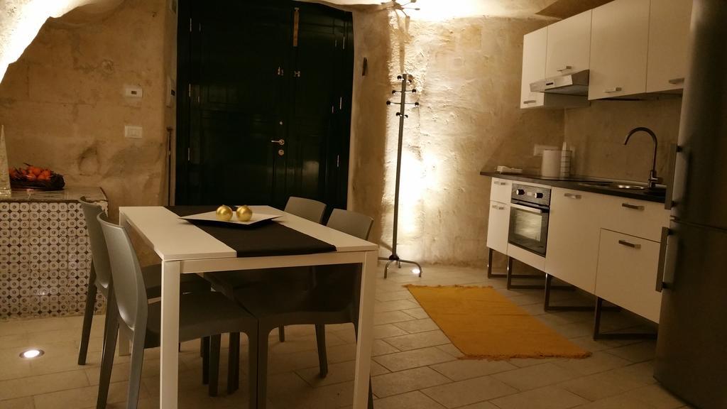 La Grotta Di Lulu Apartment Matera Bagian luar foto