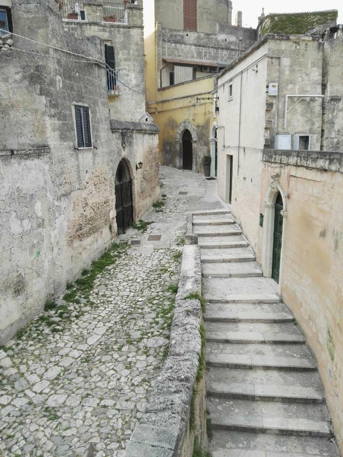 La Grotta Di Lulu Apartment Matera Bagian luar foto
