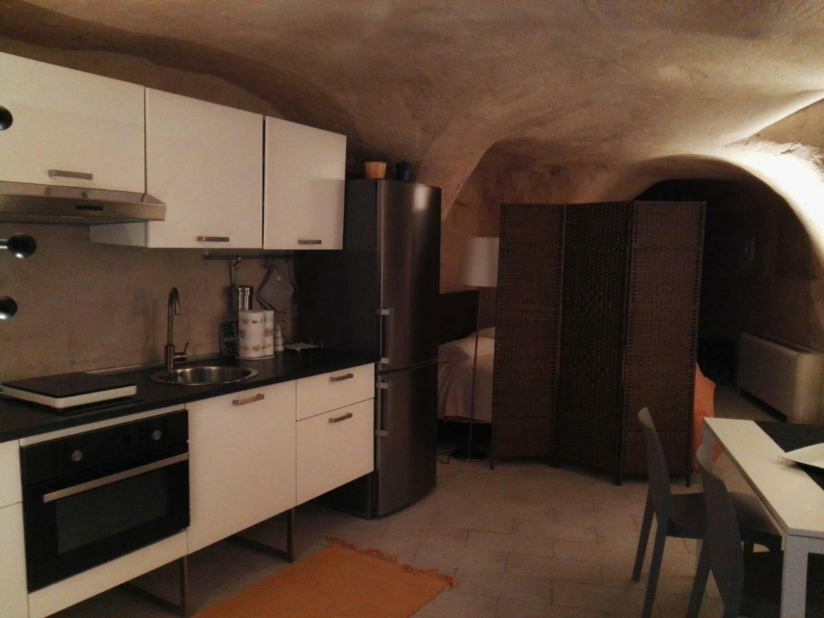 La Grotta Di Lulu Apartment Matera Bagian luar foto